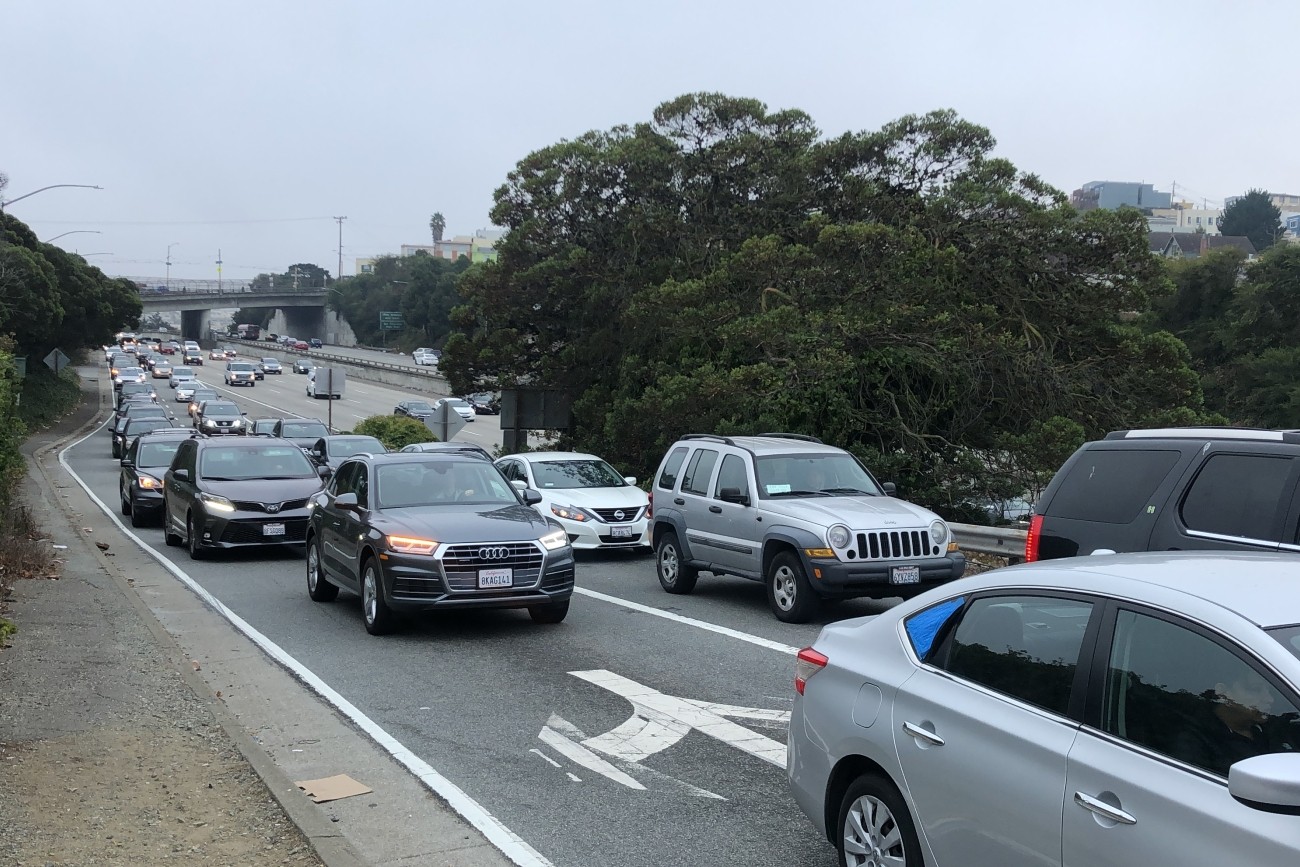 Vehicles along the I-280