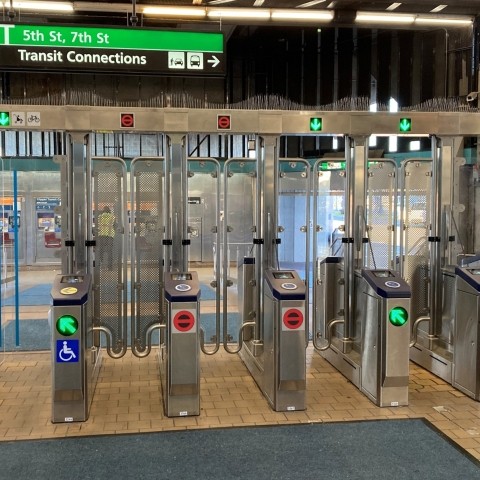 New BART fare gates